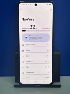 Б/в Мобільний телефон Motorola razr 60 8/256gb 01-201123679