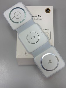 Б/в Бездротовий зарядний пристрій Wiwu power air 3 in 1 wireless charger 01-201127036
