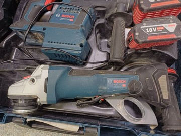 Б/в Набір інструментів Bosch gws 18v-10 pc/ gbh 18v-26 f/ 2акб 5ah зп кейс 01-201137511
