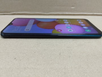 Б/в Мобільний телефон Vivo y1s 2/32gb 01-201140564