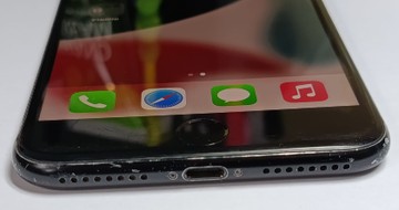 Б/в Мобільний телефон Apple iphone 7 plus 32gb 01-201155856