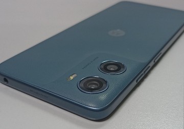 Б/в Мобільний телефон Motorola moto g06 4g 4/256gb 01-201158335