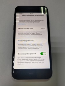 Б/у Мобільний телефон Apple iphone se 2020 64gb 01-201159357