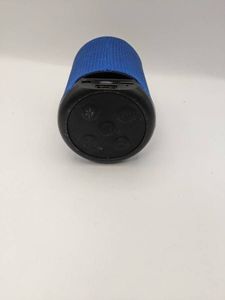 01-200380122: - portable speaker lm-885