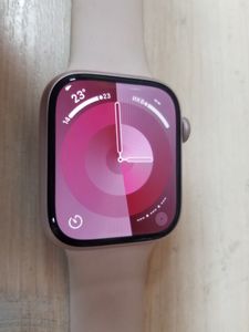 01-200580787: Apple watch series 9 gps 45mm aluminum case w. sport band - m/l