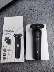 01-200632564: Shaver 105105