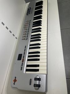 Б/у Midi-клавиатура M-Audio oxygen 61 mkv 01-200635396