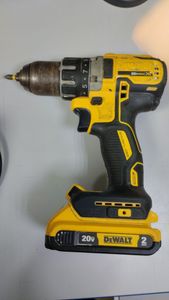 01-200748991: Dewalt dcd791 1акб 2ah зп