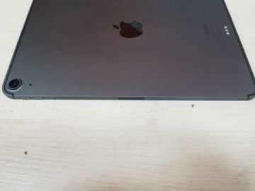 01-200611961: Apple ipad air 2022 wi-fi + 5g 256gb