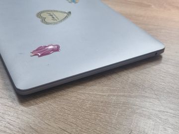 01-200789228: Apple macbook pro/13.3/ core i5 1,4ghz/ ram8gb/ ssd256gb/ iris plus 645/ retina, truetone, touch bar