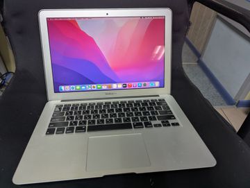 01-200789702: Apple macbook air a1466 2017 13,3" core i5 1,8ghz/ram8gb/ssd256gb/intel hd graphics 6000
