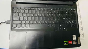 Б/в Ноутбук Lenovo 15/ryzen 5 5500u ddr4/8gb ddr4/hdd *відсутній/ssd 512 gb/geforce rtx2050 4gb 01-200808139