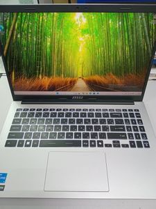 Б/в Ноутбук Msi 15/core i3-1315u ddr5/16gb ddr5/ssd 512 gb/*інтегрована 01-200812562