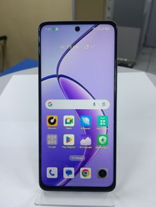 Б/в Мобільний телефон Realme 12 5g 8/256gb 01-200796264