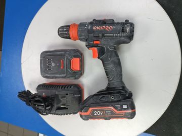 Б/у Шуруповерт Dnipro-M cd-218q 2акб 2ah зп 01-200854211