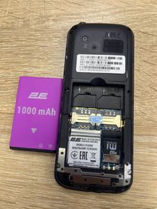 Б/в Мобільний телефон 2E e180 2023 01-200853641