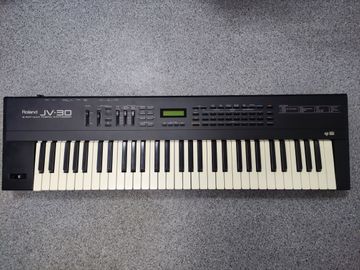Б/в Синтезатор Roland jv-30 01-200855528