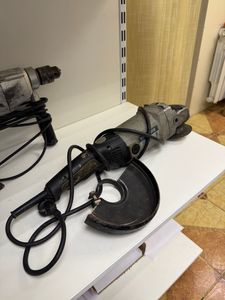 Б/в Кутова шліфмашина Интерскол ушм-180/1800 01-200875214