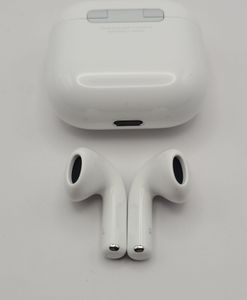 Б/в Навушники Apple airpods 4 01-200849190