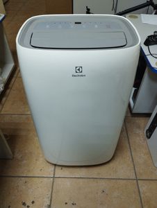 Б/у Мобильный кондиционер Electrolux eacm-13 cl/n3 01-200899557
