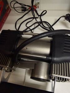 Б/у Автомобильный компрессор Uragan 90170 01-200907492