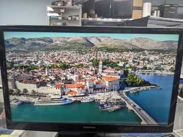 Б/у Телевизор Samsung ue24n4500au 01-200912433