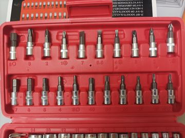 Б/в Набір автоінструментів New Tools 46 шт 16-000275950