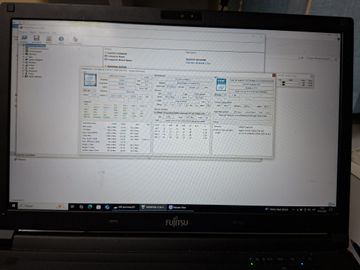 Fujitsu 15/core i3 6100u ddr3/8gb ddr4/hdd *відсутній/ssd 240 gb/*інтегрована