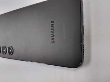 Б/в Мобільний телефон Samsung galaxy s23 sm-s911u1 8/128gb 01-200923605