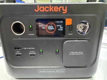 Б/в Зарядна станція Jackery explorer 300 plus 01-200953435