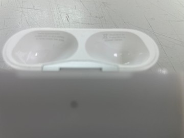 Б/у Навушники Apple airpods pro 2nd generation with magsafe charging case usb-c 01-201002887