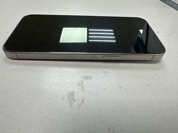 Б/в Мобільний телефон Apple iphone 15 pro max 512gb 01-201012066