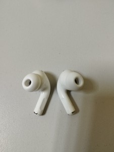 Б/в Навушники Apple airpods pro 2nd generation with magsafe charging case usb-c 01-201041934