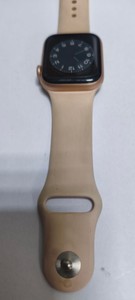 Б/в Смарт-годинник Apple watch series 5 gps 40mm aluminium case 01-201038811