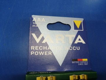 Б/в Батарейки Varta aaa 1000 mah упак із 4шт 01-201045436