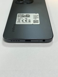Б/в Мобільний телефон Infinix smart 9 4/128gb 01-201053846