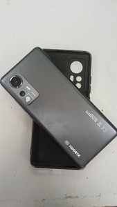 Б/в Мобільний телефон Xiaomi 12 8/128gb 01-201088572