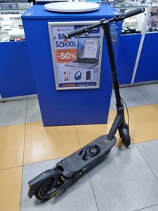 Б/в Електросамокат Ninebot kickscooter max g2 01-201086575