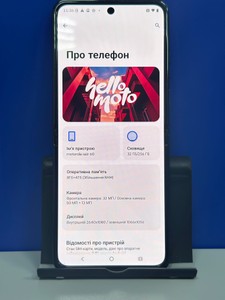 Б/в Мобільний телефон Motorola razr 60 8/256gb 01-201123679