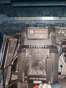 Б/в Набір інструментів Bosch gws 18v-10 pc/ gbh 18v-26 f/ 2акб 5ah зп кейс 01-201137511