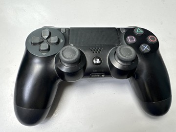 Б/в Геймпад Sony dualshock 4 01-201147727