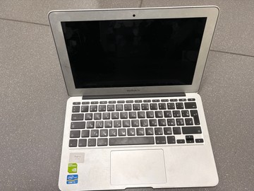 Б/у Ноутбук  11/core i5 4258u ddr3/4gb ddr3/ssd 256 gb/*інтегрована 01-201161741