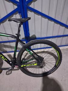 01-200403820: Kross level 4.0 29