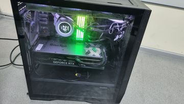 01-200582358: Пк amd ryzen 9 9900x/ram 128gb/hdd відсутній/ssd 2000 gb+1000 gb/nvidia rtx 4090 (geforce) 24gb gddr6x