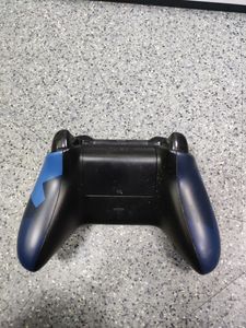 01-200582156: Microsoft xbox one s 1tb