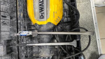 01-200515318: Dewalt d25911k