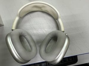 01-200630039: Apple airpods max