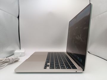 01-200744972: Apple macbook air 13,6" m2 2022