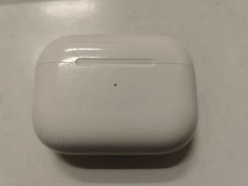 01-200781675: Apple airpods pro 2nd generation