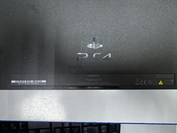 01-200789082: Sony playstation 4 500gb